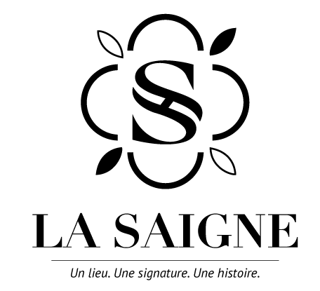 Identité visuelle à Clermont-Ferrand : Logo du domaine de La Saigne, en noir et blanc.