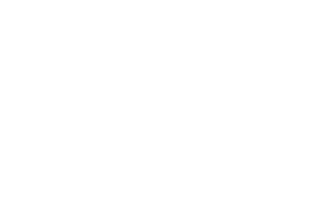Création d'une identité visuelle à Vichy : Trois propositions de logo pour la domaine de la Saigne autour du trèfle à quatre feuilles et de la forme du coeur.