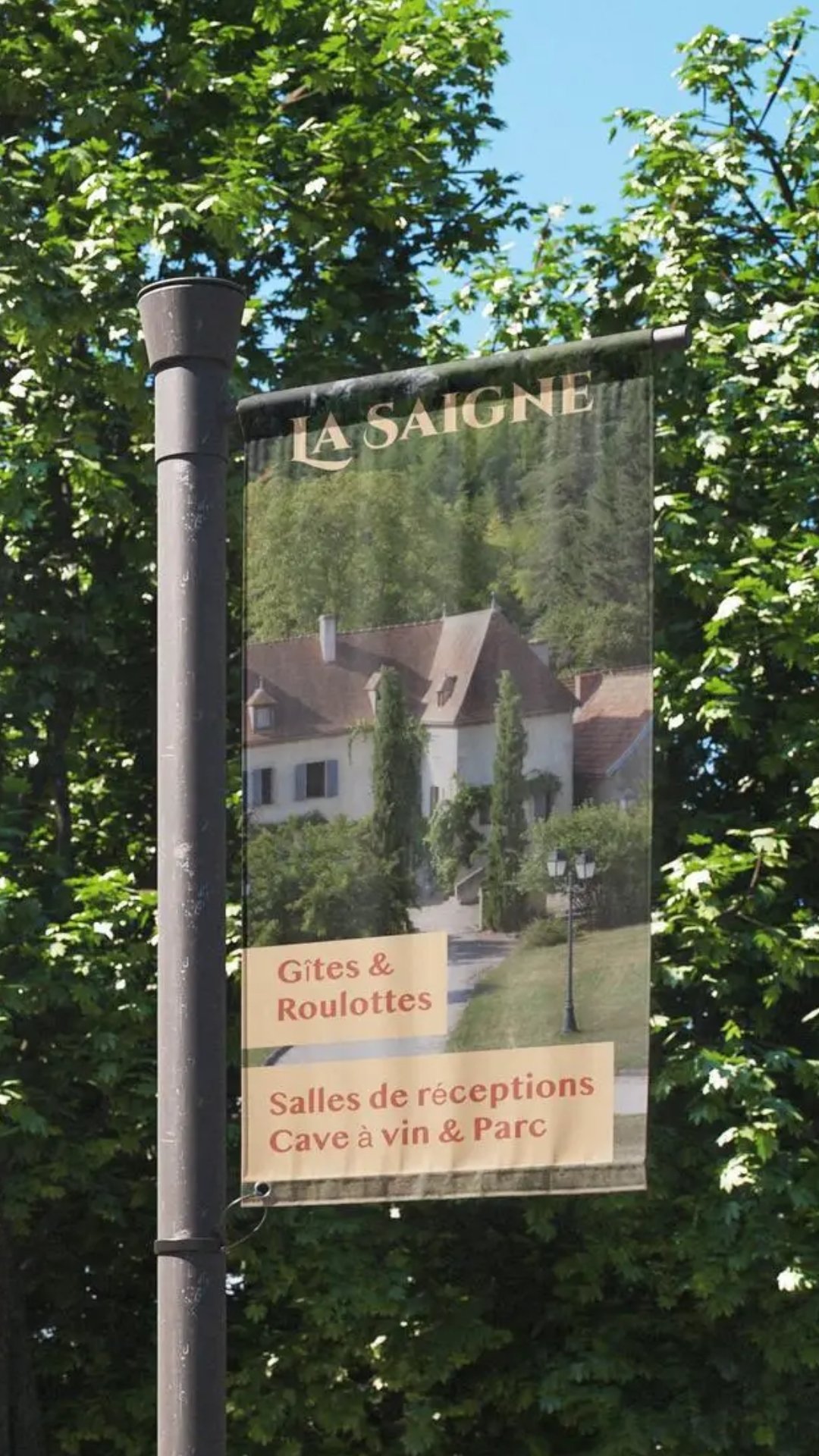 Affiche grand format pour le domaine de La Saigne.
